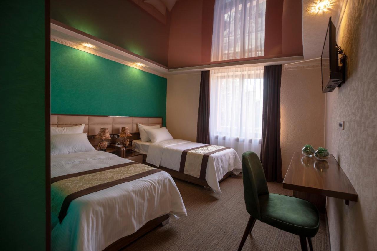 Georgia Gold Hotel Gori Buitenkant foto